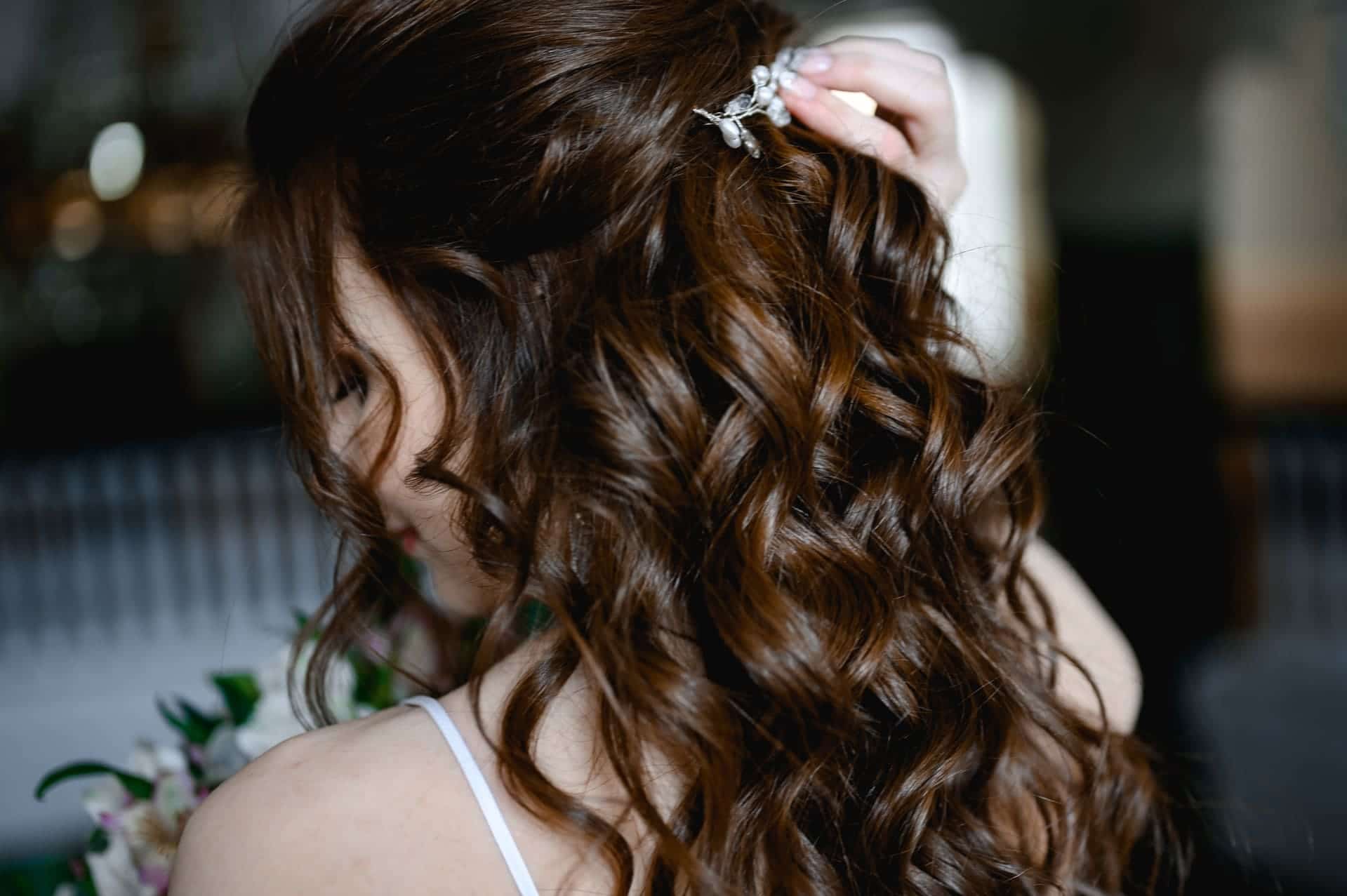 Tipo de penteado ideal para ir a um casamento!